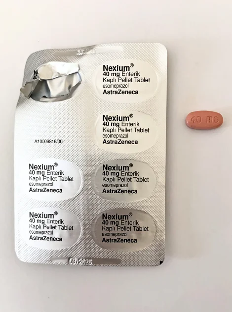 ネキシウム(Nexium)40mg の1錠とシート
