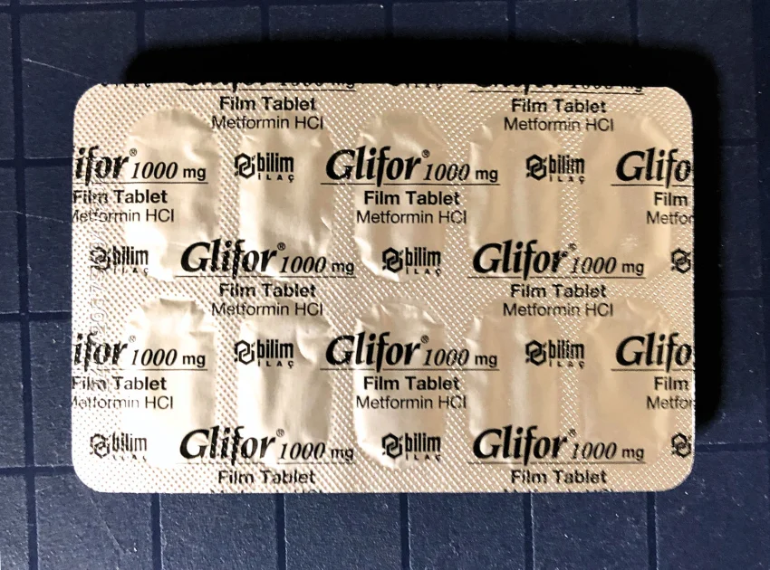 グリフォー(Glifor)1000mgのシート(裏面)