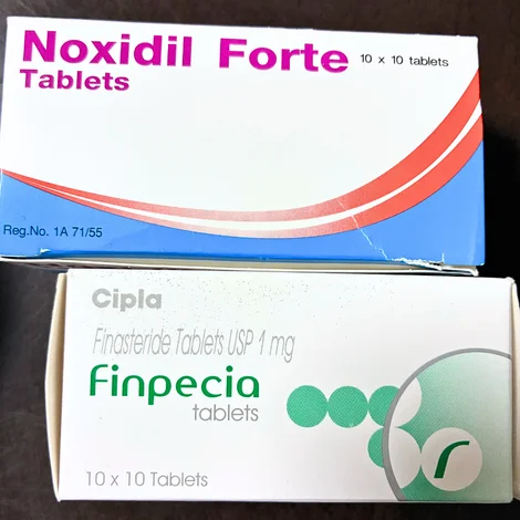 ノキシジル タブレット フォルテ(Noxidil Tablets Forte)とフィンペシア(Finpecia)の箱