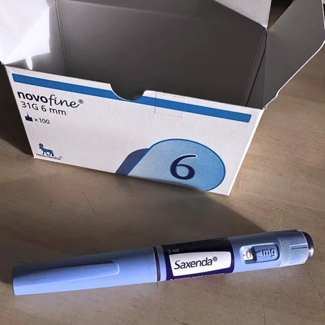 サクセンダ(Saxenda)の注射ペン本体と箱