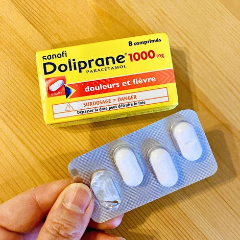ドリプラン(Doliprane)1000mgの箱と1錠使用して、3錠残っているシート