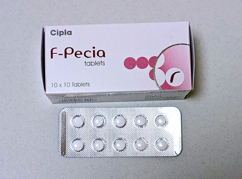 エフペシア(F-Pecia)の箱と10錠が入ったシート
