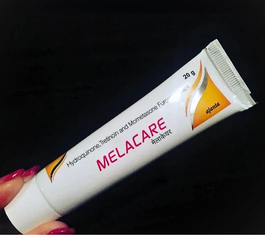 メラケアクリーム（MELACARE Cream）のチューブ