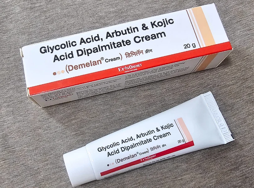デメランクリーム(Demelan Cream)の箱とチューブ
