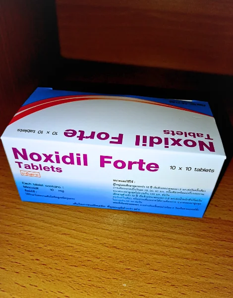 ノキシジルフォルテ(Noxidil Forte)の箱