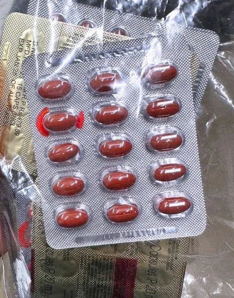 イソトロイン(Isotroin) 20mgのシート