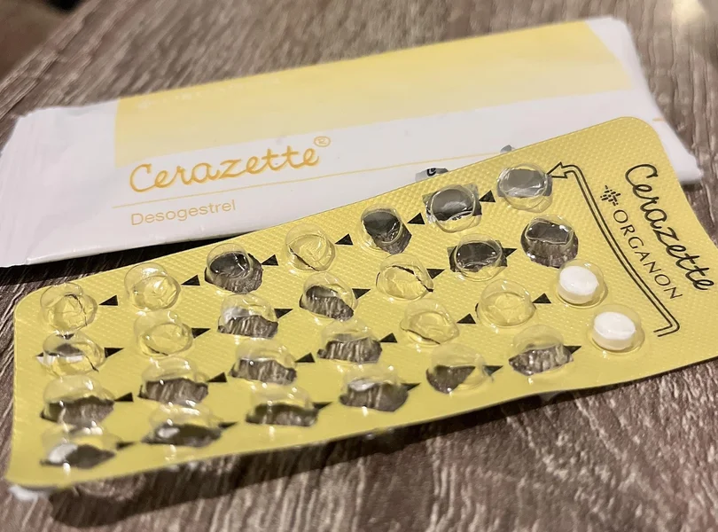 セラゼッタ(Cerazette)の錠剤シート