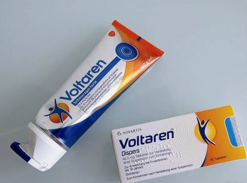 ボルタレン(Voltaren Schmerzgel forte)23.2mg/g のチューブとDispers 46.5mg の箱
