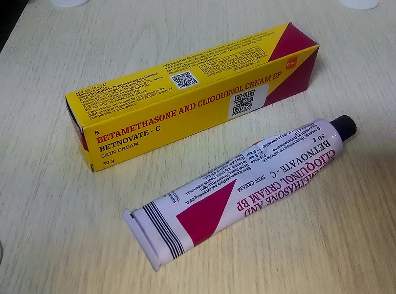 ベトノベートC（Betnovate-C）30g の箱とチューブ