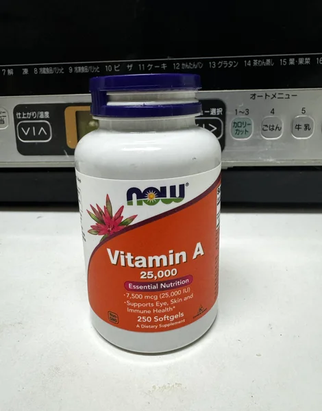 ビタミンエー(Vitamin A)25,000IU のボトル