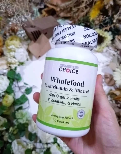 マルチビタミン(Wholefood Multivitamin & Mineral)のボトル