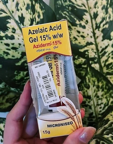 アジダームゲル（Aziderm）15% の箱