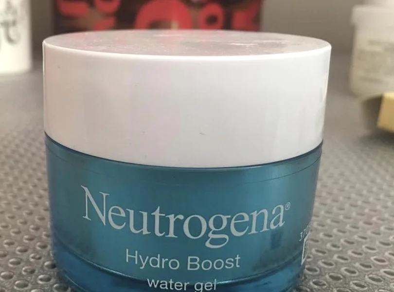 ニュートロジーナ ハイドロブースト(Neutrogena Hydro Boost)のボトル