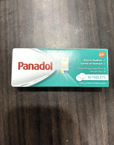 パナドール（Panadol）500mg の箱