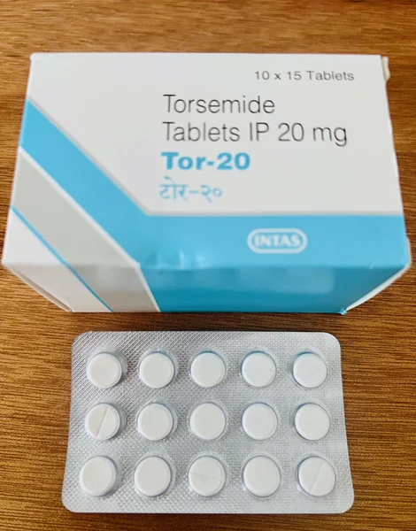 トール 20mg(Torsemide Tablets IP 20mg / INTAS)の箱とシート