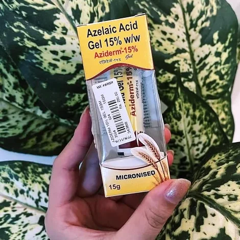 アジダーム 15%(Aziderm-15% Gel)のパッケージとチューブ