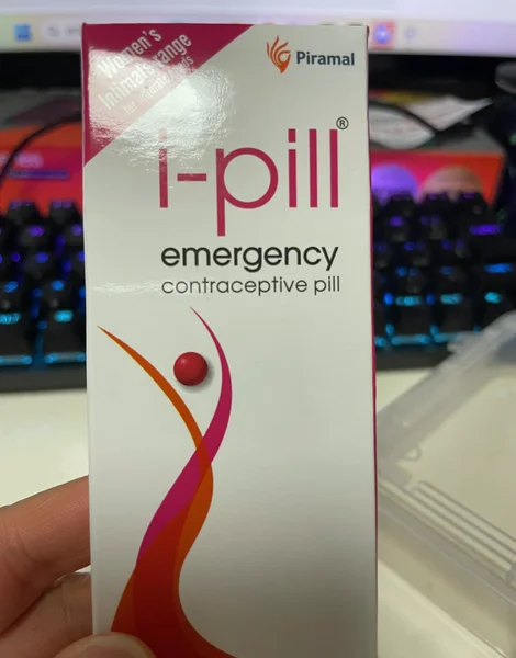 アイピル(i-pill)の箱