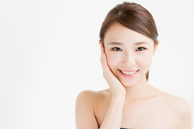 顔ヨガであごのたるみを解消！ 自慢のフェイスラインにのまとめ画像