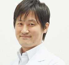 医師:春山 晋